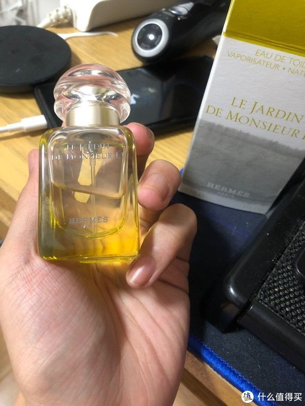 在工地|香水买了用不太上，晒一下我的香水