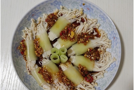 菜全家人都爱吃,清爽开胃,3块钱做一大盘,越吃腰围越细