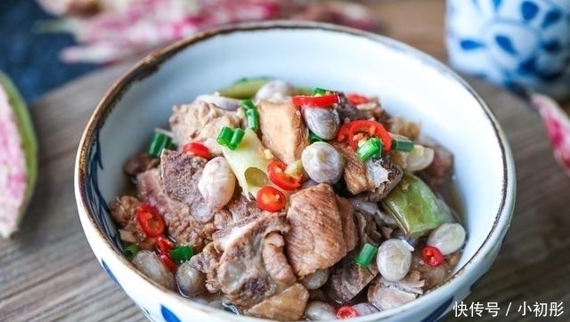 晒一下我老公的晚餐,虽然只有1道菜,朋友却说一般人吃不起