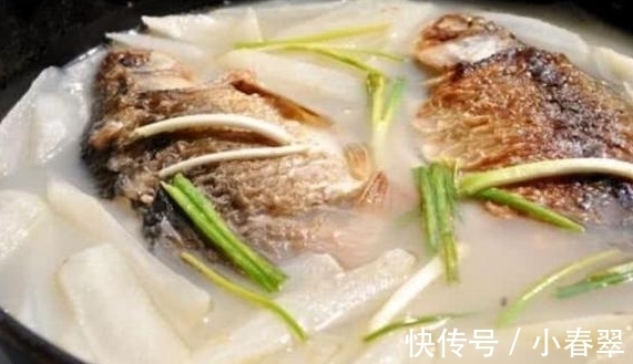 腥味|炖鱼时，聪明人从不放料酒和啤酒，加点它，鱼汤更浓白还无腥味