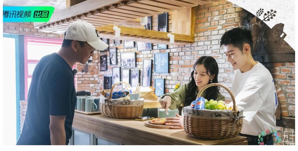 节目|因为一个神秘人的存在，这档收视率越来越高的综艺注定尴尬到收官