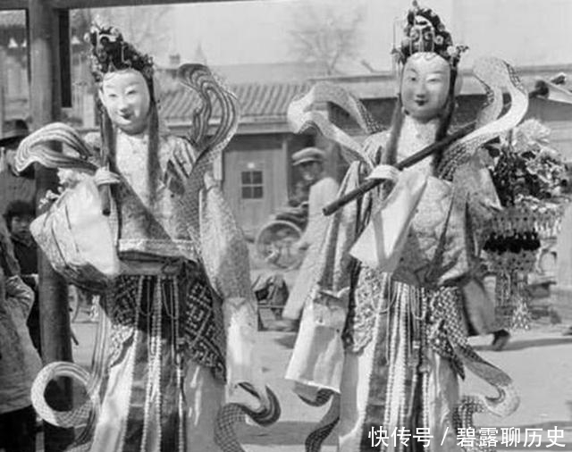 般的|珍贵老照片:清朝王爷比小鲜肉还帅,最后一张如芙蓉出水般的美人