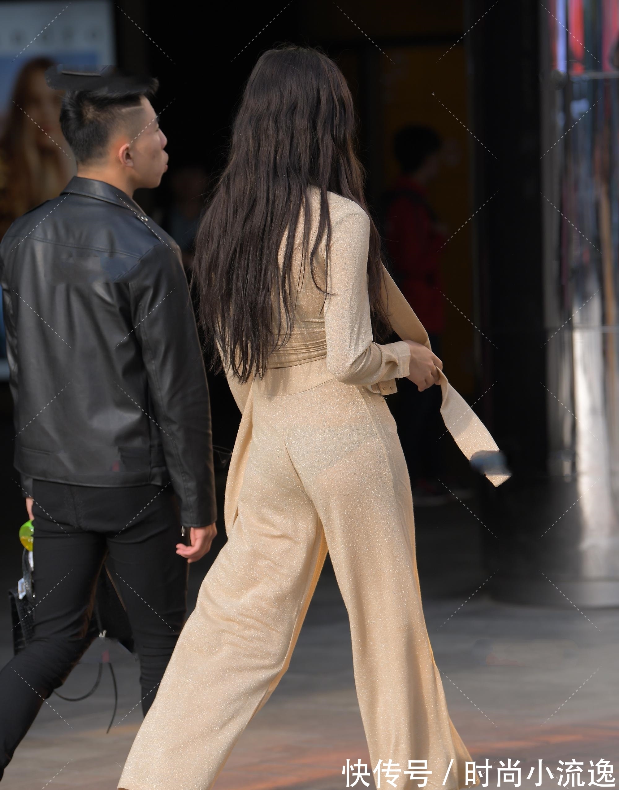 米黄色 米黄色细闪慵懒风套装,轻松随意,优雅懒散的时尚穿搭