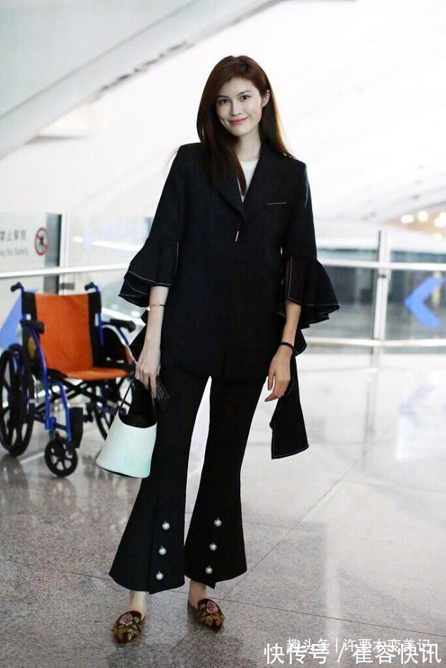 西装裤 阔腿裤已经烂大街了!今年秋冬流行这5款“裤子”,显瘦又显高