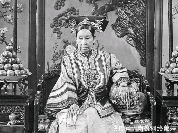 光绪皇帝|故宫的珍妃井，头都塞不下去，珍妃是如何被推下去的