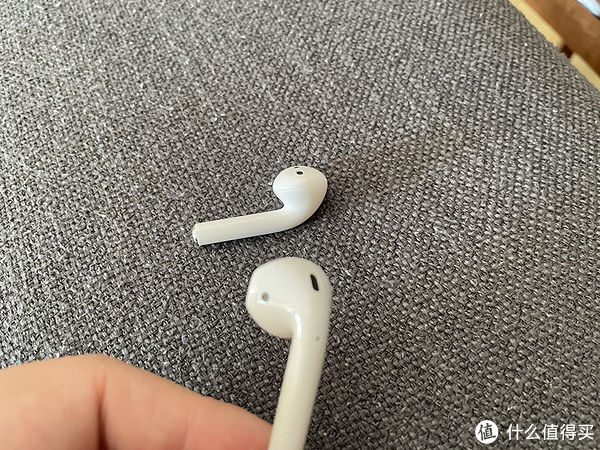 延迟|手残党的日常 篇三：2022年了 Airpods 2 还值不值得买