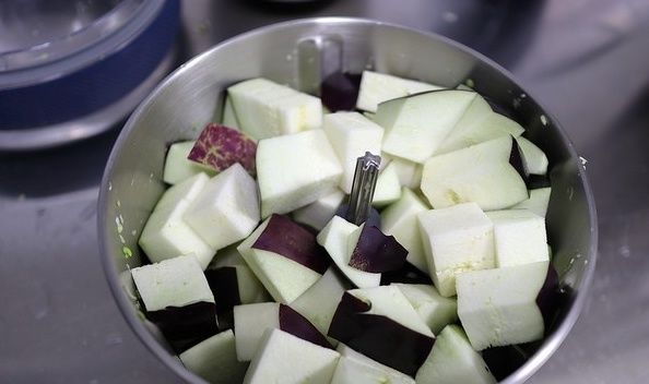 现在才知道，用它包饺子才是最香，比韭菜馅更好吃，傻了40年！