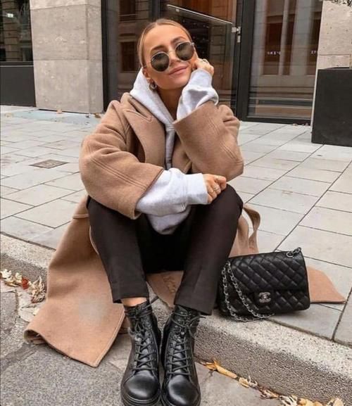  气质|年过三十的女人，冬日大衣建议选择这三款颜色，高级显气质