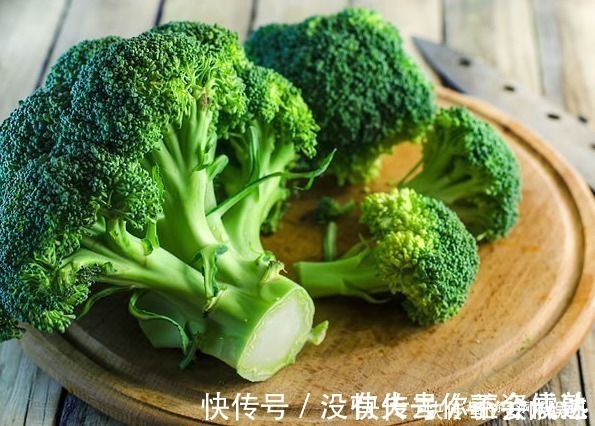 西兰花|每天坚持吃一盘西兰花,身体悄悄发生了大变化,大家早知道早好