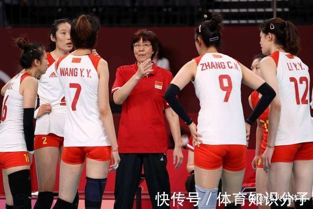 七仙女|三大主力轮休,中国女排照样横扫意大利获胜,网友:战术大于技术