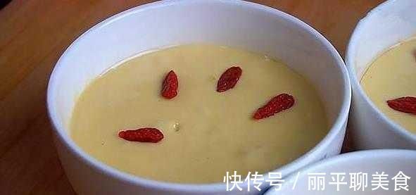 小孩儿|玉米面最好吃的做法,不加一滴水,香甜可口,大人小孩儿抢着吃