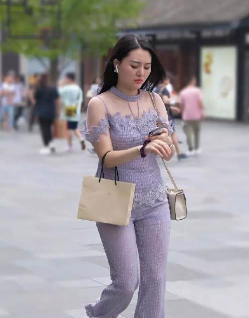 身材高挑|微肉女生的成熟迷人穿搭,显出优雅气质