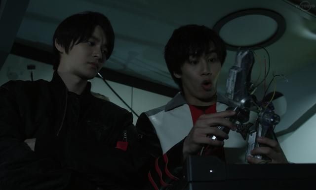 黑暗特利迦|特利迦奥特曼官方补完设定 剑悟转生论 伊格尼斯拿走试做版神光棒