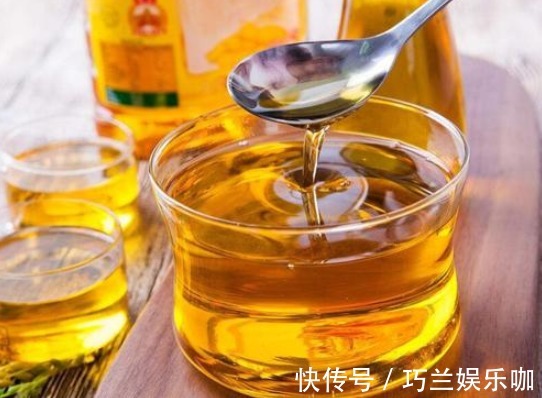 买食用油,不管多少钱,只要在瓶上看到这“3个字”,都是勾兑油
