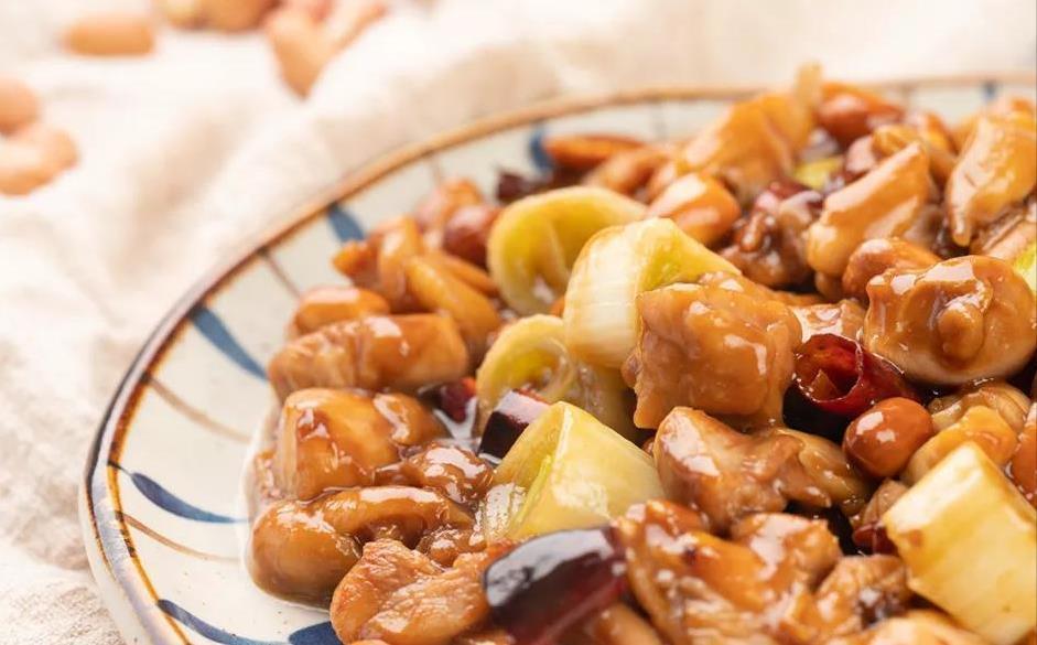 鸡腿肉|宫保鸡丁怎么做?很多人第一步就错了,掌握好这1步是关键