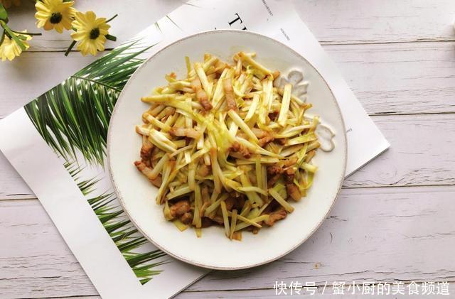 冬季,这菜要多吃,营养美味还下饭,老人孩子更合适
