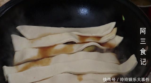 冬瓜|冬瓜这样做太香了,不炒也不炖,我家一周吃8次都不腻,超过瘾