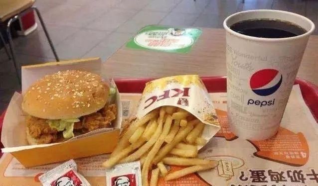 抄成|中国最成功的“山寨”,菜单照抄肯德基,硬把自己抄成了一线品牌