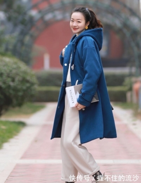 博主 “小白裤”该怎么穿?看完这些搭配就懂了,简约日常不挑人