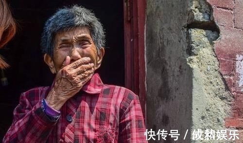 小玉|因为喝了奶奶一碗汤,13岁女孩骨骺线提前闭合,被医生怒斥太无知