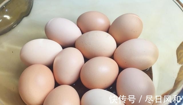 蛋黄|血脂高的人,吃鸡蛋有危害吗?怎样吃才算健康?不少人吃错