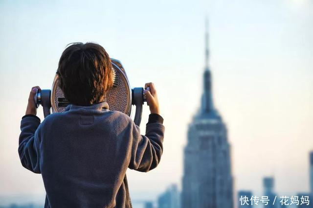 起到|很多父母,都喜欢给孩子讲大道理,但这只会起到反作用