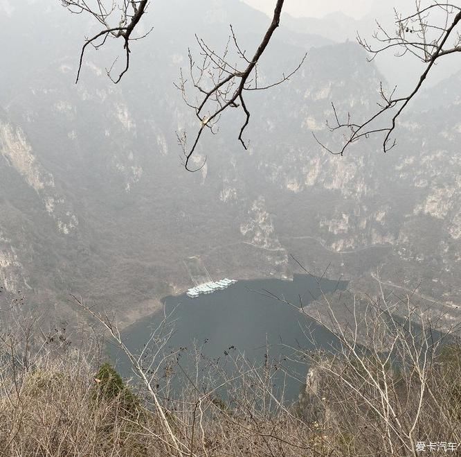 中年|波光粼粼峰林峡