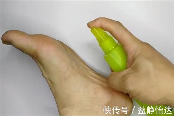 花露水|把花露水涂在脚底下,10个人9个人不知道有啥用,效果真不错