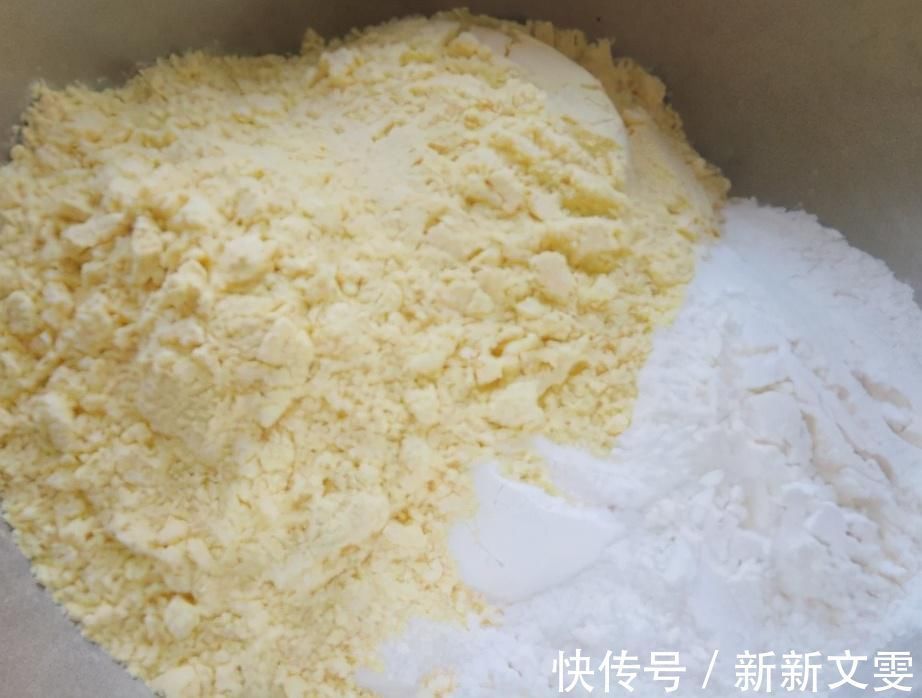 自从学会玉米面这个做法，我家隔三差五吃一次，粗粮细作营养健康