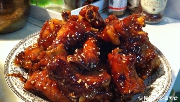 做糖醋排骨时，记得多加一步！让排骨口感鲜嫩更入味！