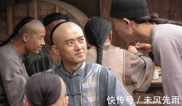 小尹|斗诗狂人尹继善,喜欢约人“诗战”,身边朋友苦不堪言!