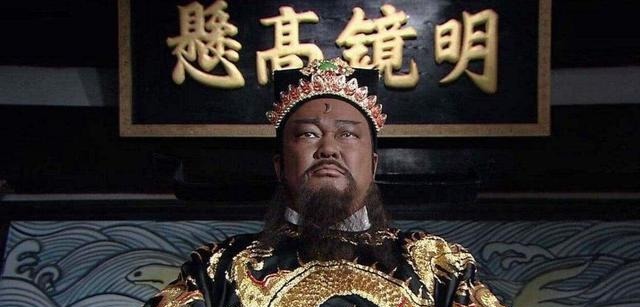 包拯|北宋名臣铁面判官“包拯”为官断的第一案——牛舌案