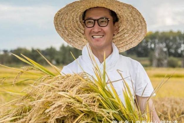 周杰|《还珠格格》播出23年后,有人回味“舌吻”,周杰却活成了自己