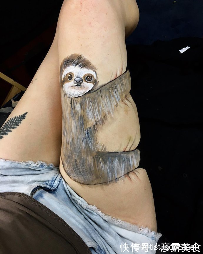 大腿#当她们掀开裙子,露出“惊艳”的大腿时,所有人都看呆了