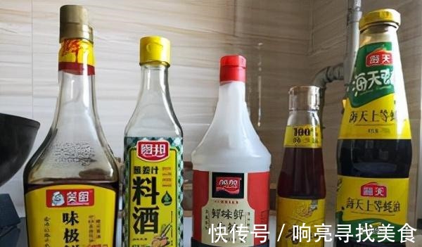 土豆丝怎么炒好吃又简单家常土豆丝的做法，土豆丝清脆又爽口！