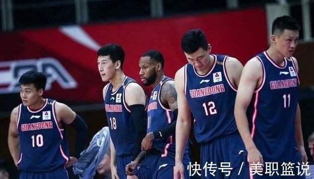 汤杰|CBA胡明轩母亲成网红,穿着打扮如少女 是杜锋的好友 比老公小15岁