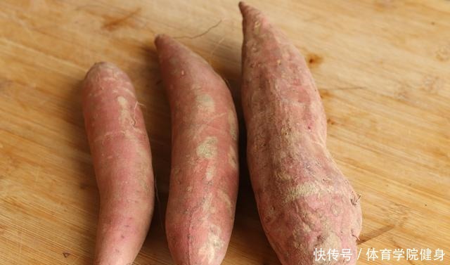 秋分后，遇到这食材别错过，蒸一蒸晒一晒就能吃，追剧少不了