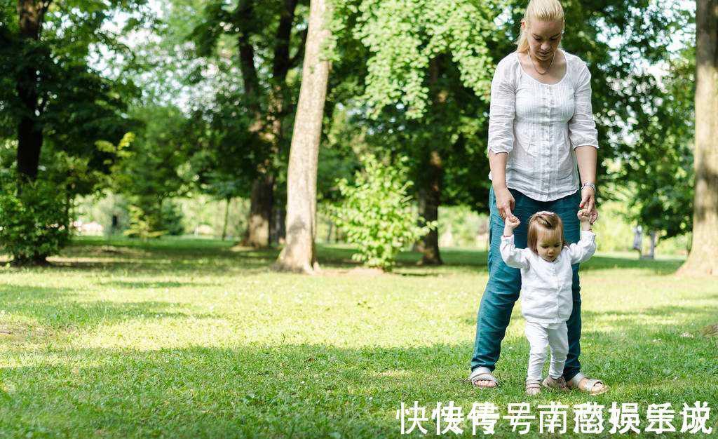 宝妈|宝宝有这样的表现,证明开始认出妈妈了,不要忽略这些细节