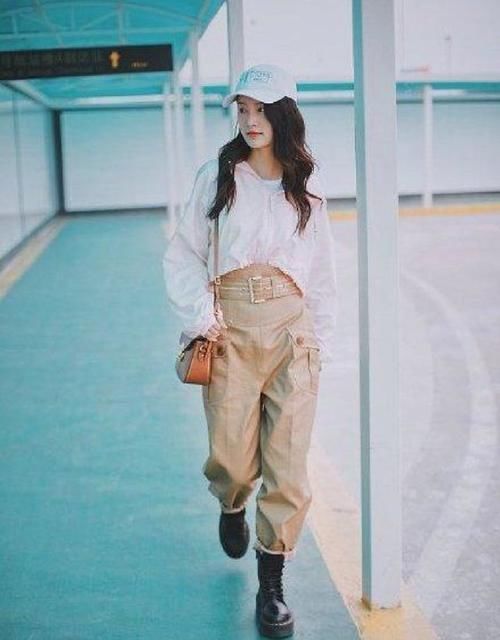 打底裤已经烂大街了,现今更流行这种“粽子裤”,怎么穿都好看!