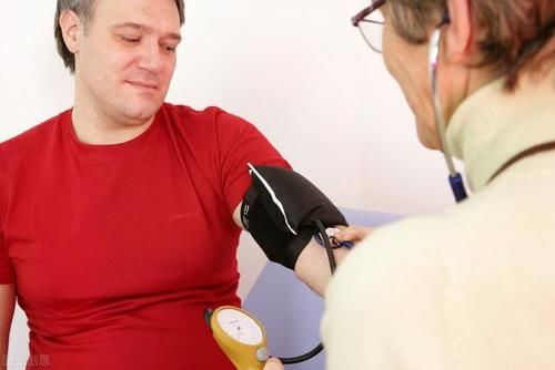 诱发|血压在140/90mmHg以下就是正常血压？最新血压标准已出，你知道吗