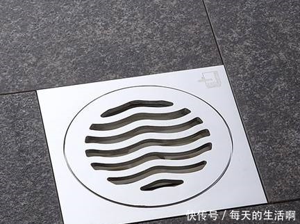 置物架|工资再低也要给卫生间装上这神器,高级又实用,老婆用了直呼过瘾!