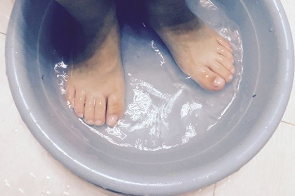 养生|泡脚不养生，还伤身？为何会有泡脚伤身的说法？告诉你大实话