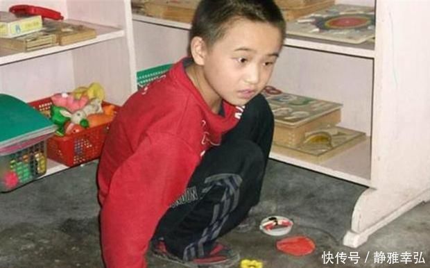 自闭症|16岁自闭症男孩手写“印刷体”，百万网友点赞，专家：没有灵气