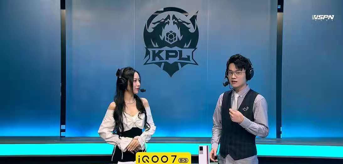 kpl|KPL灵儿化身篮球宝贝，衣着让人浮想联翩，解说小鹿不甘落后！