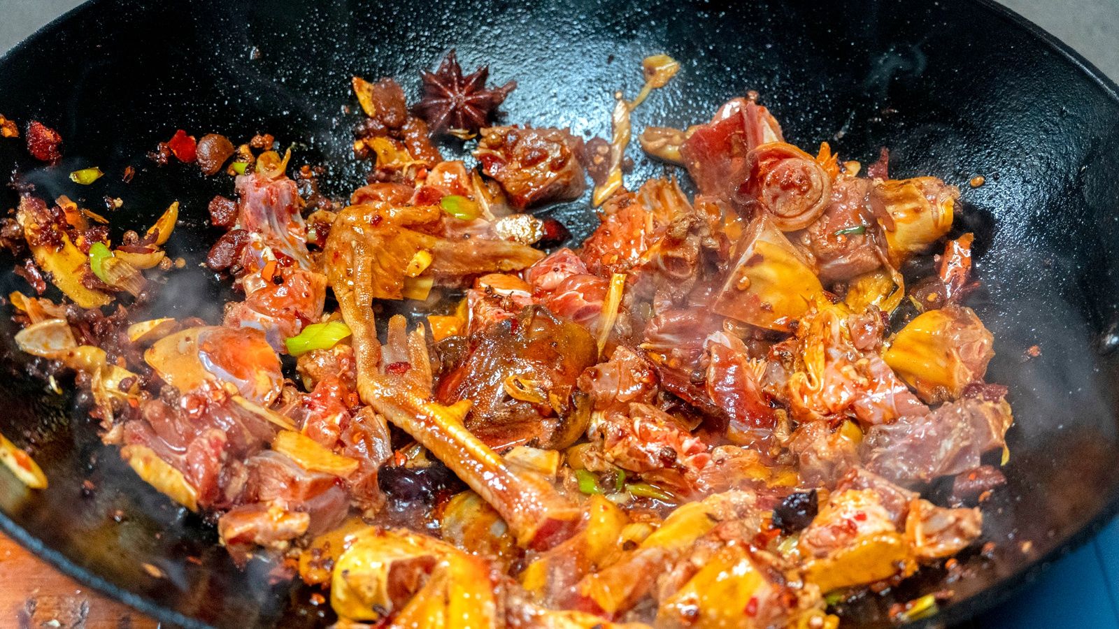 冬季养生宜温补!多吃7道美食,驱寒暖身营养足,顺应时节过寒冬