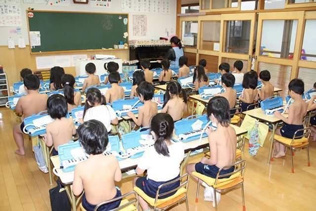 日本学生的午餐有多用心？专业的营养搭配，还有学生参与其中