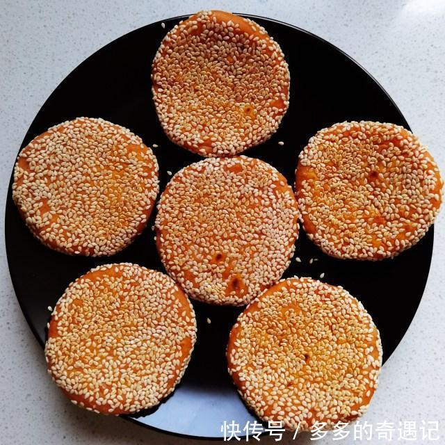 香甜可口|红薯芝麻饼,香甜可口,软糯好吃
