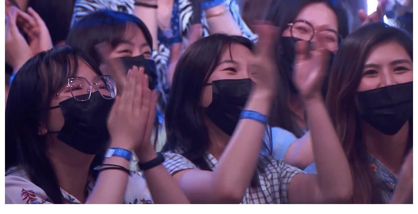 楊瀾|《脫口秀4》：呼蘭談“內(nèi)卷”的意義，為何全場只有一人為其拍燈