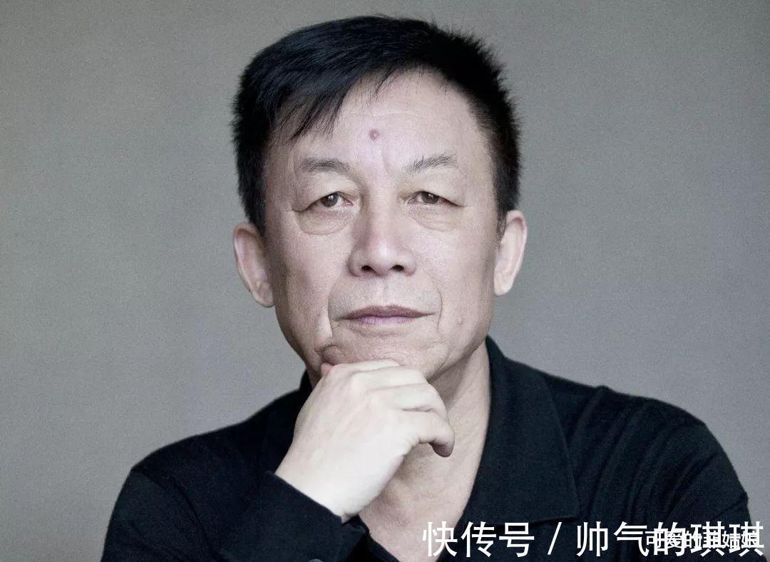 余秋雨&易中天一生耿直,却唯独在一件事上没说实话,真相太扎心了!