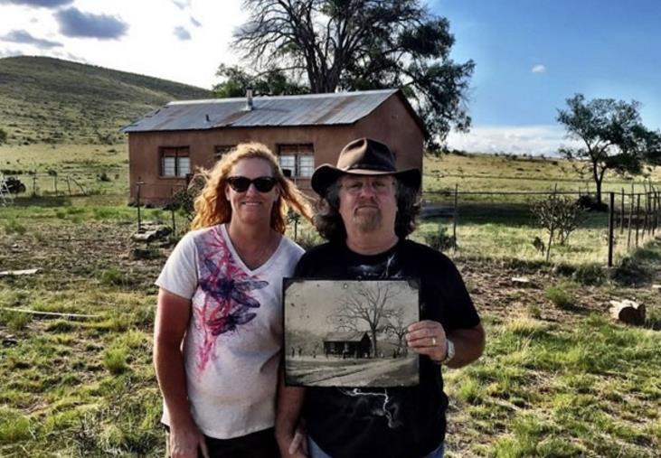 价值|花1元钱淘的老照片,价值500万:只因不小心拍了一19岁小伙